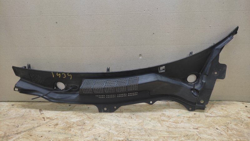 Пластик под лобовое стекло / Жабо левый INFINITI FX S50 03-08 2005 3.5 VQ35DE 66863-CG01A Б/У