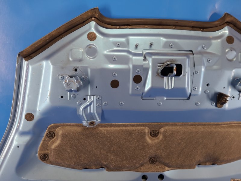 Капот LEAF 10-17