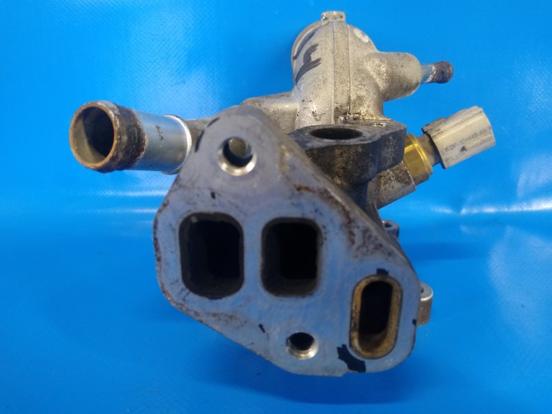 Фланец системы охлаждения CX-7 06-12