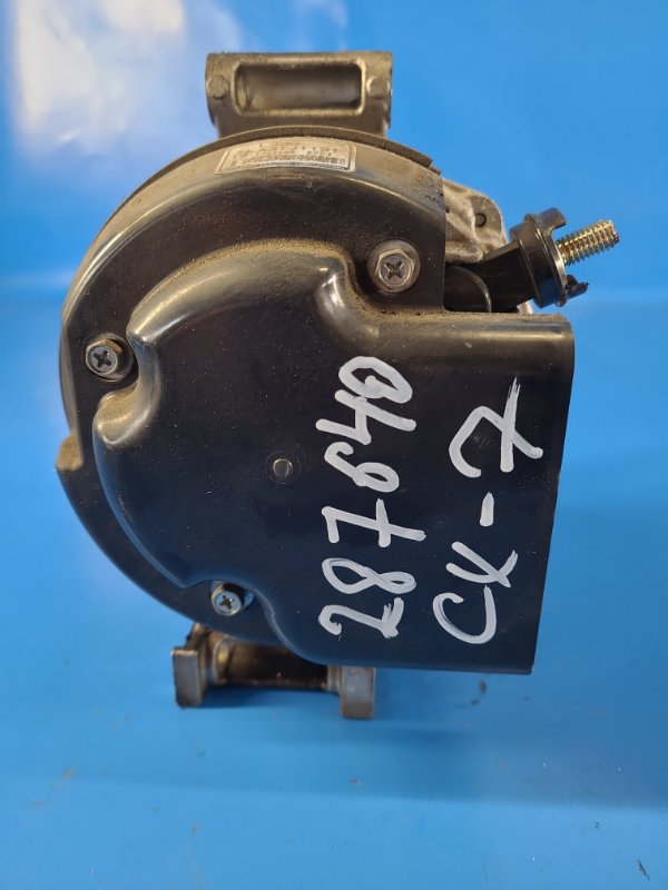 Генератор MAZDA CX-7 06-12 L33G-18-300 Б/У