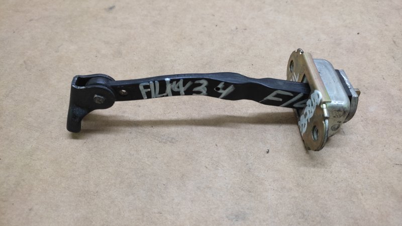 Ограничитель двери передний FX S50 03-08 2005 3.5 VQ35DE