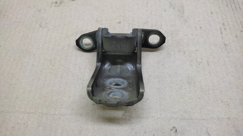 Петля двери нижняя передняя правая NISSAN FRONTIER 04-21 D40 4.0 VQ40DE