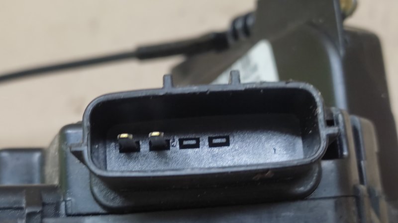 Замок двери задний левый SENTRA B17 12-21 2013 1.8 MRA8DE Замок двери задний левый SENTRA B17 12-21 2013 1.8 MRA8DE