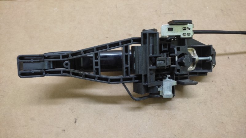 Ручка двери наружная передняя правая FOCUS 10-18 2018 MK3 2.0 C20HDEX