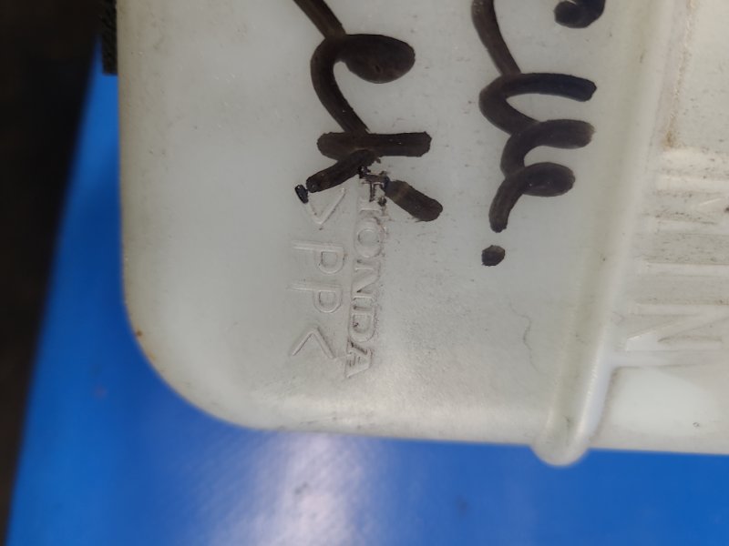 Бачок расширительный HONDA INSIGHT 08-14