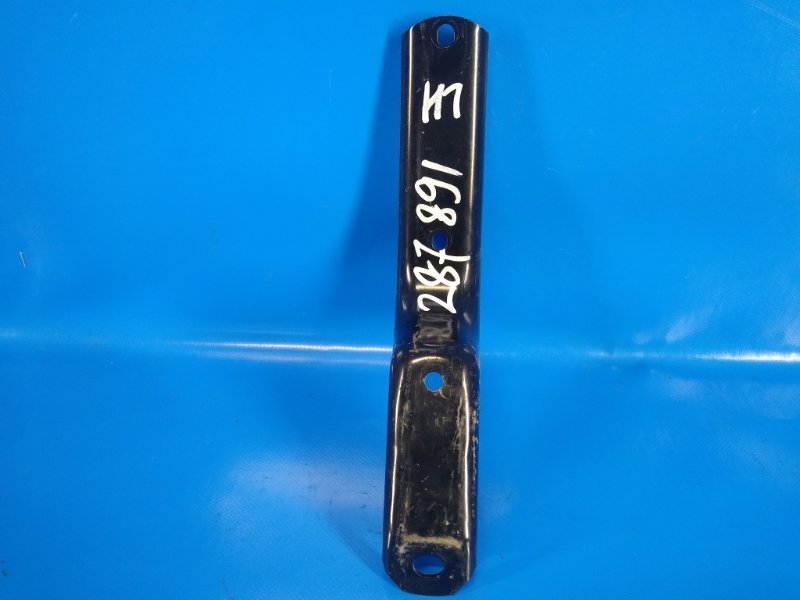 Кронштейн подножки левый TOYOTA LAND CRUISER 200 08-21 Б/У