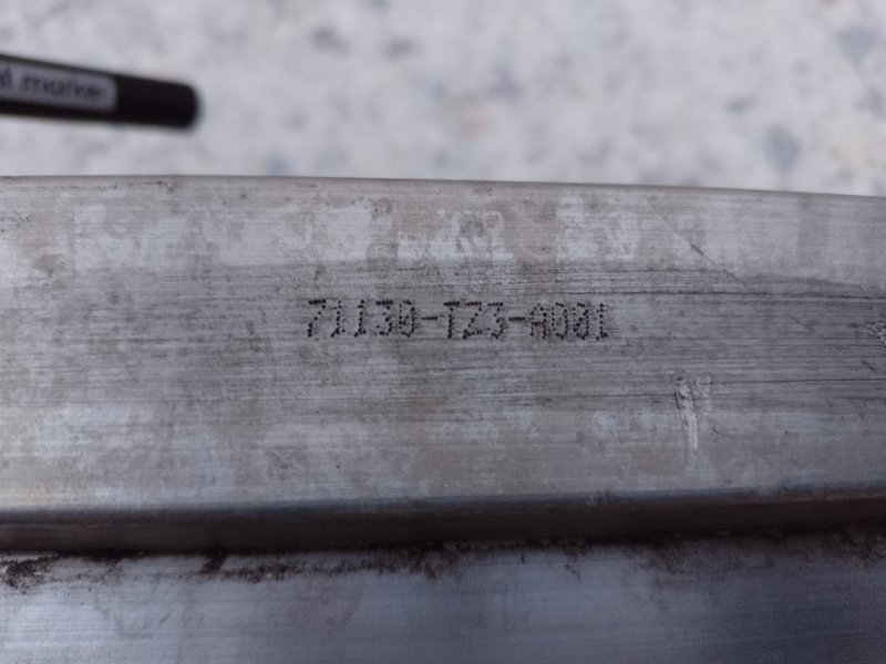 Усилитель переднего бампера ACURA TLX 14-17 3.5L 6 Усилитель переднего бампера ACURA TLX 14-17 3.5L 6