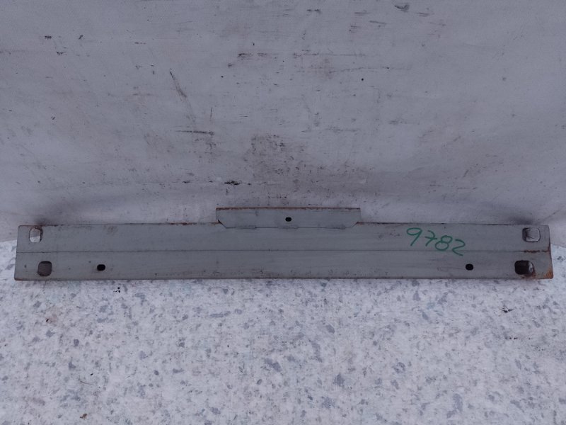 Запчасть усилитель заднего бампера NISSAN SENTRA B17 12-21 2013 1.8 MRA8DE 85032-3SH0H Б/У Усилитель заднего бампера NISSAN SENTRA B17 12-21 2013 1.8 MRA8DE 85032-3SH0H Б/У