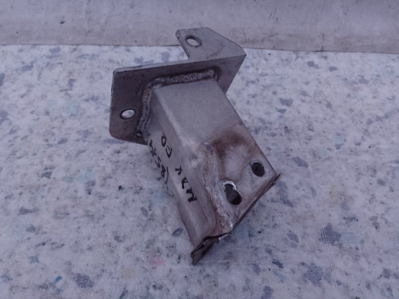 Кронштейн усилителя переднего бампера левый MDX (YD3) 13-21 2016 Внедорожник 3.5 J35Y5