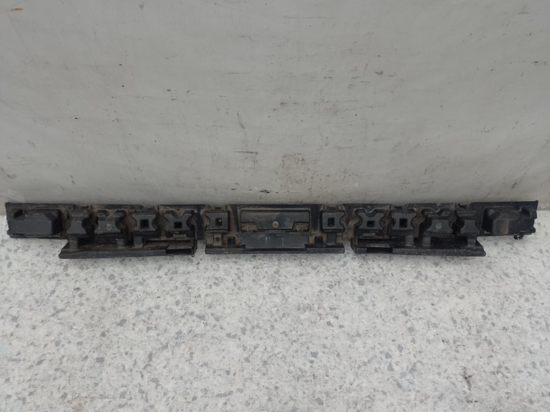 Наполнитель бампера задний TOYOTA SIENNA 11-16 2015 Минивэн 3.5L 6 52615-08030 Б/У