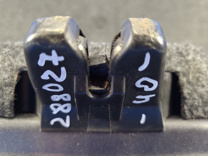 Крышка багажника CAMRY 40 06-11