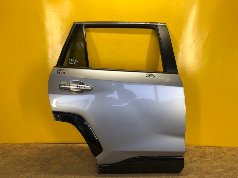Запчасть дверь задняя правая TOYOTA RAV4 18- 67003-42190 Б/У Дверь задняя правая TOYOTA RAV4 18- 67003-42190 Б/У