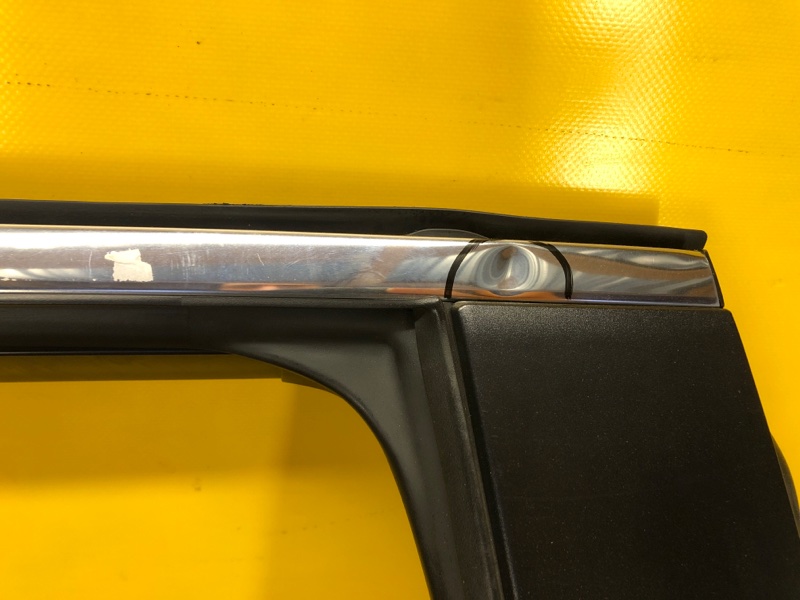 Дверь задняя правая RAV4 18- Дверь задняя правая RAV4 18-