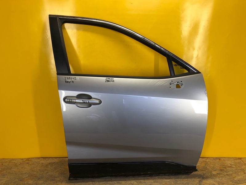 Запчасть дверь передняя правая TOYOTA RAV4 18- 67001-42160 Б/У Дверь передняя правая TOYOTA RAV4 18- 67001-42160 Б/У