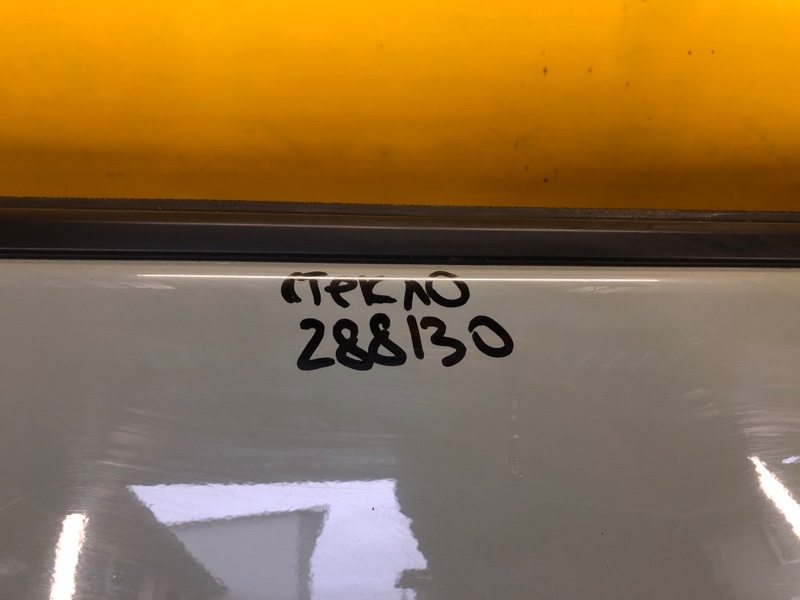 Запчасть стекло двери переднее правое TOYOTA RAV4 18- 68101-42260 Б/У Стекло двери переднее правое TOYOTA RAV4 18- 68101-42260 Б/У