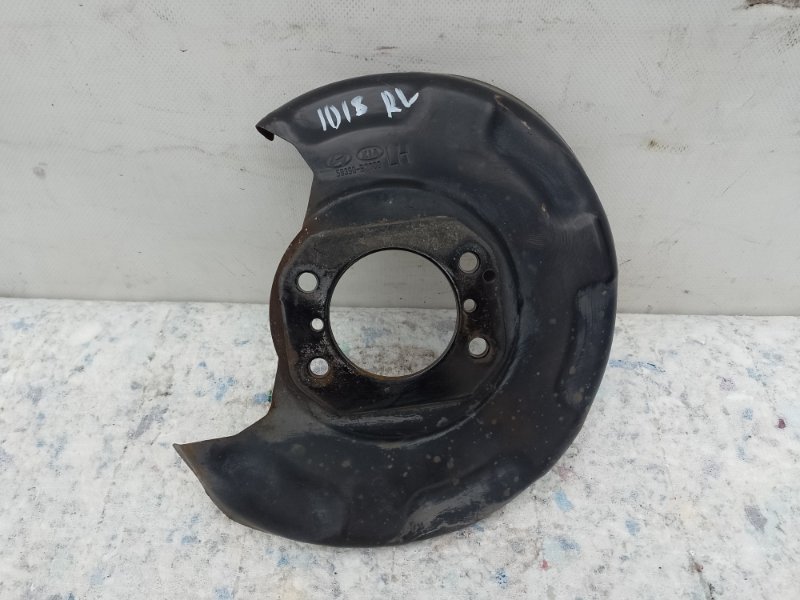 Защита тормозного диска задняя левая KIA SOUL PS 13-19 58390-B2000 Б/У