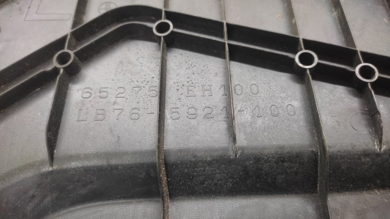 Пластик подкапотного отсека левый INFINITI M35/M45 04-10 3.5 VQ35DE