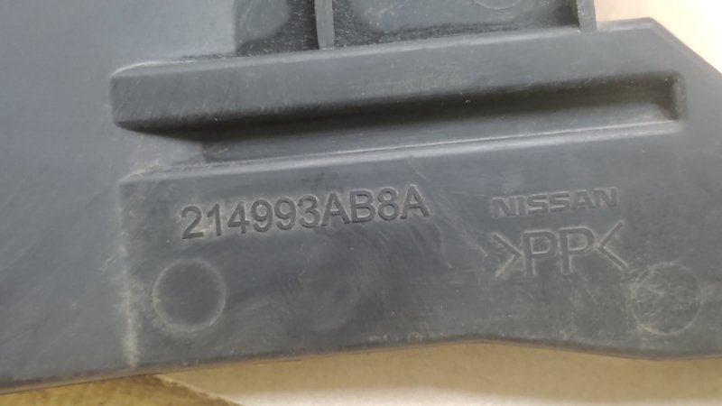 Дефлектор радиатора левый VERSA B17 11-19 2013 SEDAN 1.6 HR16DE