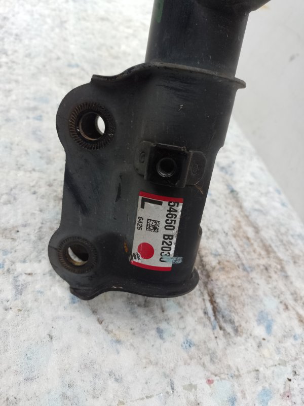 Амортизатор передний левый KIA SOUL PS 13-19 Амортизатор передний левый KIA SOUL PS 13-19