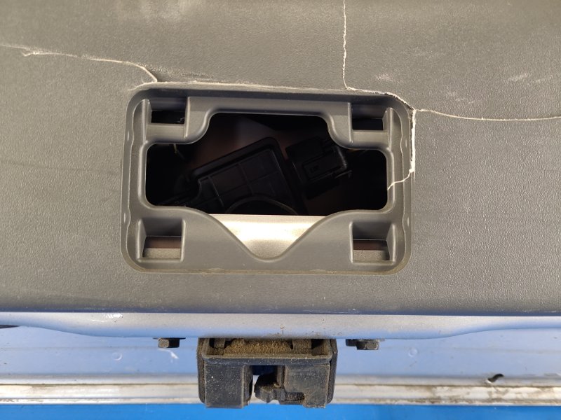 Замок крышки багажника PRIUS PLUS 11-14