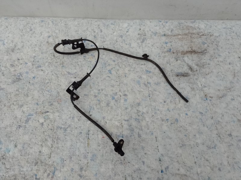 Запчасть датчик abs передний правый KIA SOUL PS 13-19 95671-B2050 Б/У Датчик ABS передний правый KIA SOUL PS 13-19 95671-B2050 Б/У