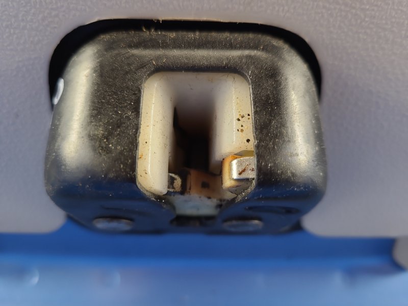 Замок крышки багажника NISSAN LEAF 10-17 Б/У