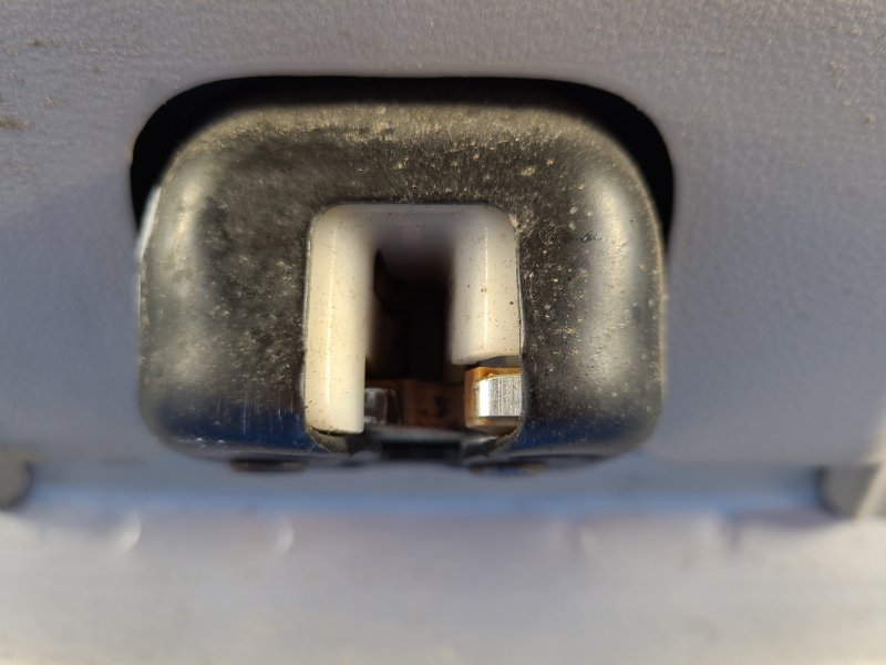 Замок крышки багажника NISSAN LEAF 10-17 Б/У