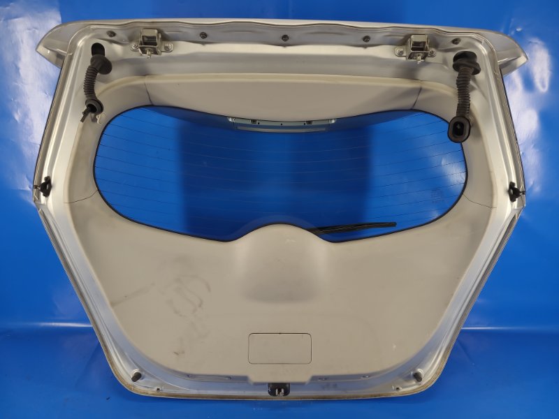 Крышка багажника LEAF 10-17