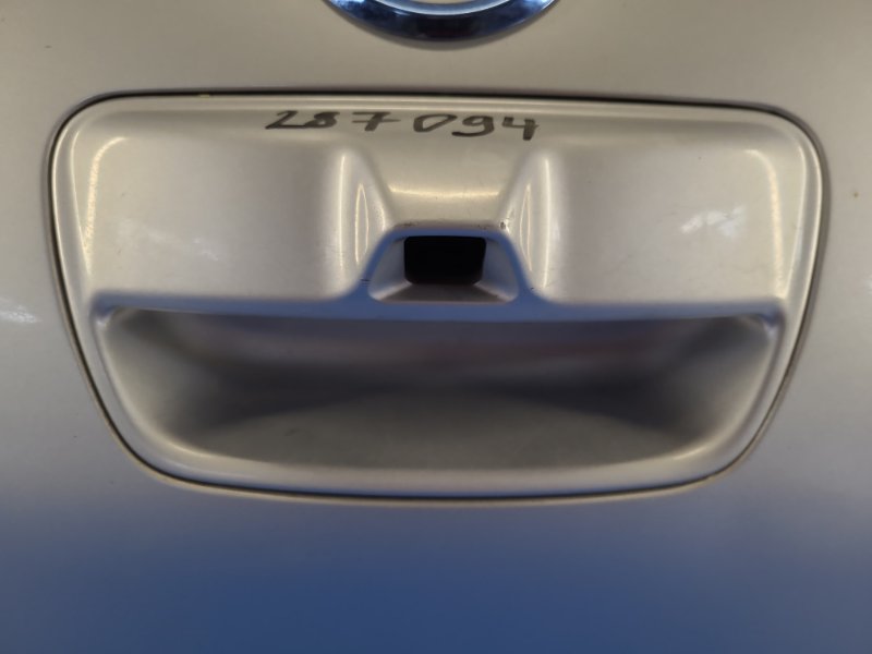 Ручка двери багажника NISSAN LEAF 10-17 90606-3NF1B Б/У
