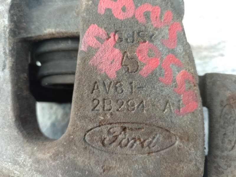 Суппорт тормозной передний правый FORD FOCUS 10-18 2.0