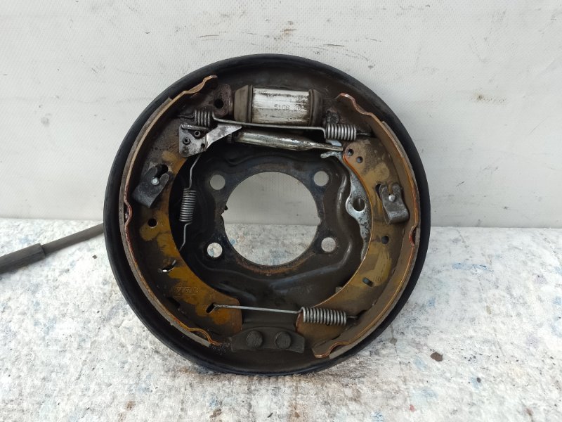 Тормозной механизм задний левый FORD FOCUS 10-18 2016 2.0 CP9Z-2212-A Б/У