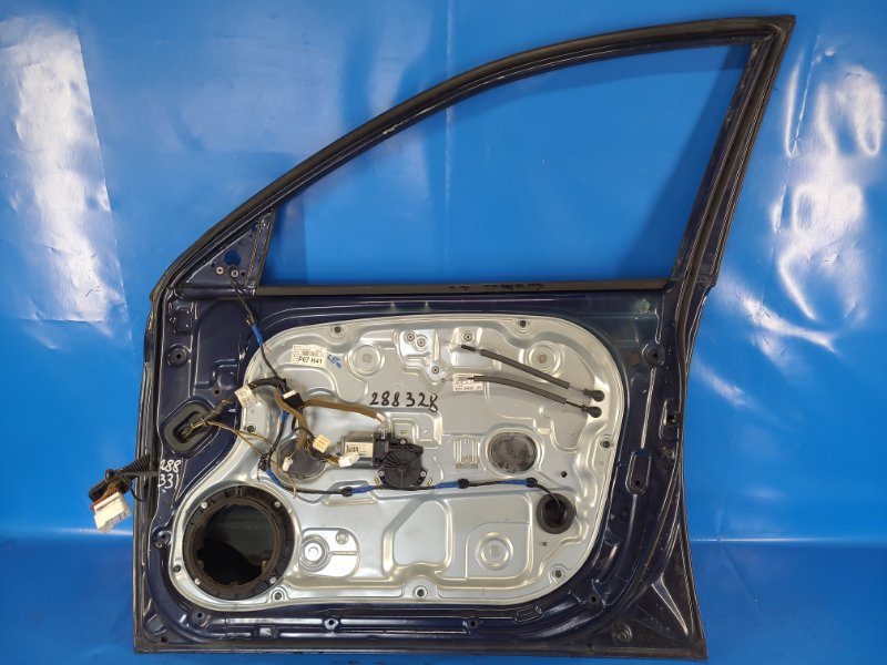 Дверь передняя правая ELANTRA HD 06-11