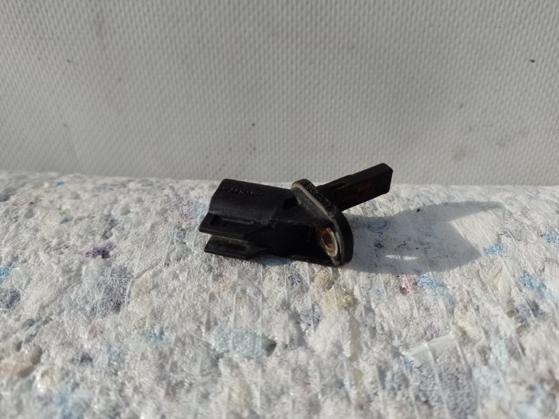 Датчик ABS передний левый FORD FOCUS 10-18 2016 2.0 HV6Z-2C204-A Б/У