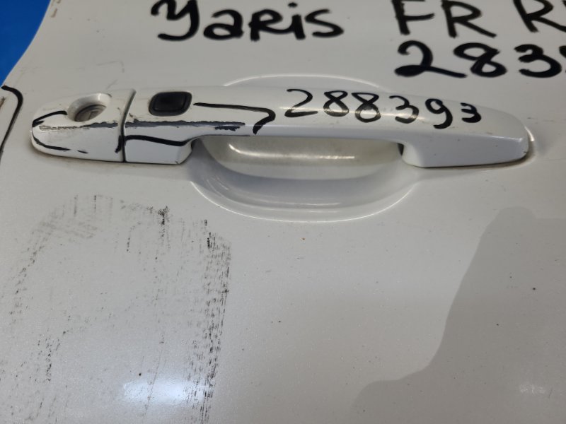 Ручка двери наружная передняя правая TOYOTA YARIS 05–11