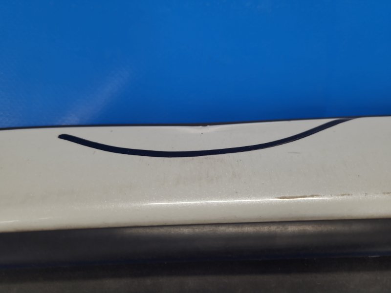 Дверь задняя правая YARIS 05–11