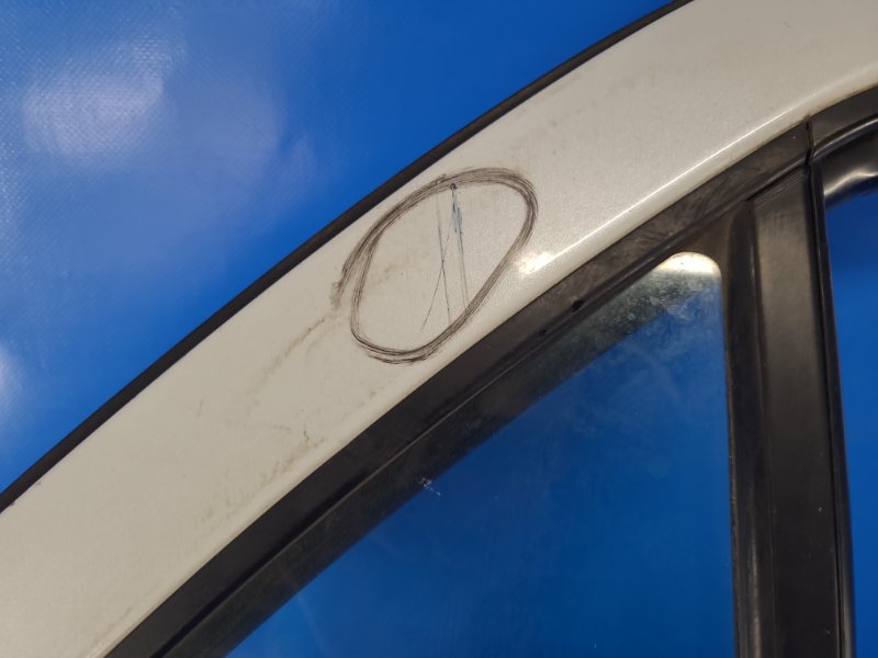 Дверь задняя правая YARIS 05–11