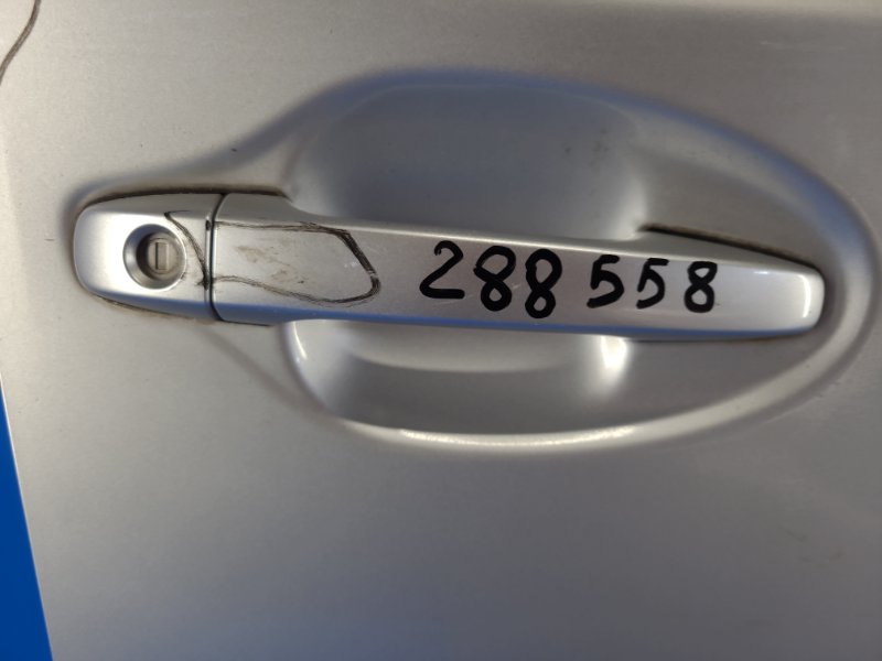 Запчасть ручка двери наружная передняя правая TOYOTA PRIUS - 30 09-17 69210-74030-A0 Б/У Ручка двери наружная передняя правая TOYOTA PRIUS - 30 09-17 69210-74030-A0 Б/У