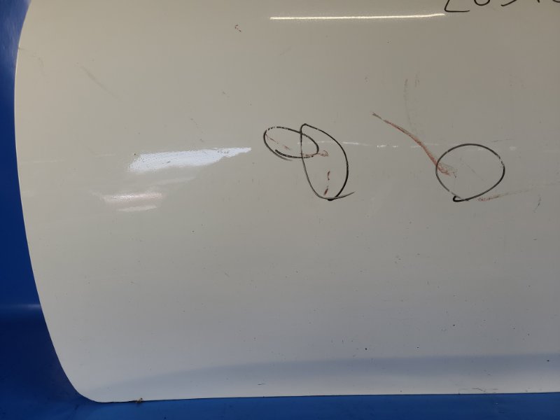 Дверь передняя левая TOYOTA COROLLA 150 06-13