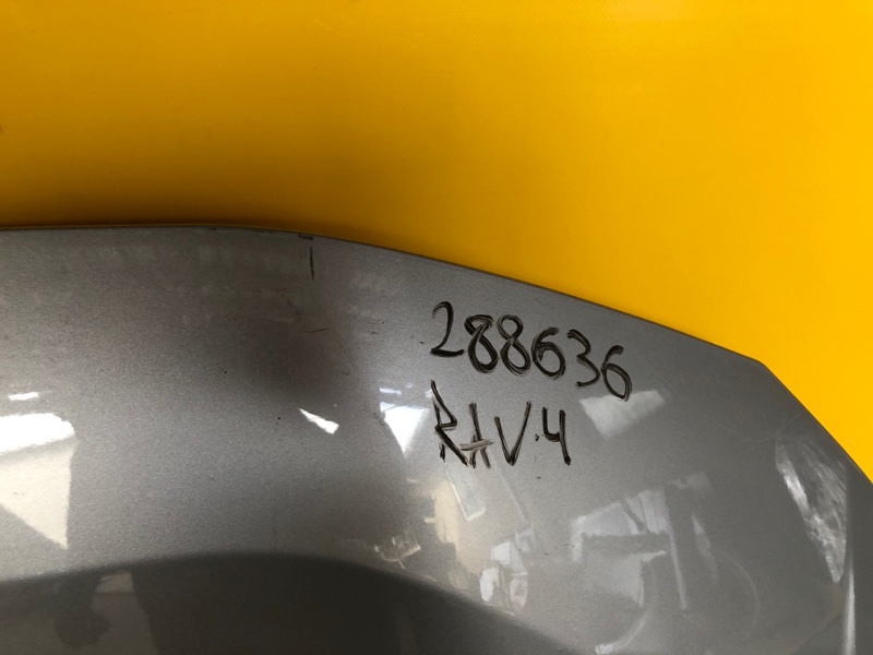 Капот RAV4 18- Капот RAV4 18-