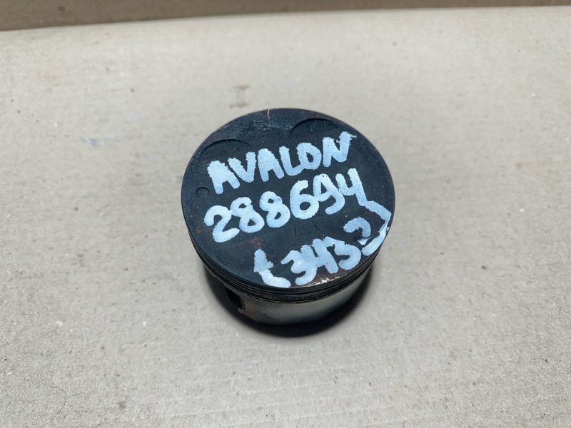 Поршень правый TOYOTA AVALON 99-05 2000 3.0 1MZFE 13301-0A020 Б/У