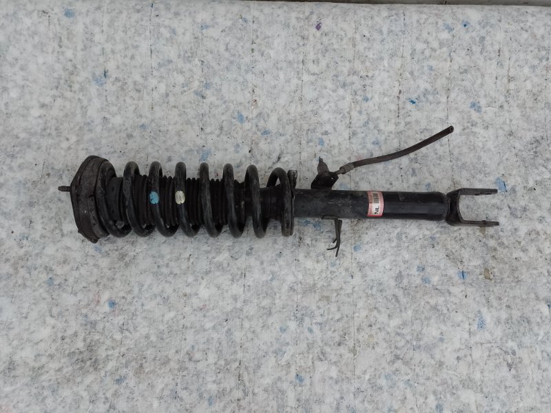 Амортизатор передний левый M35/M45 04-10