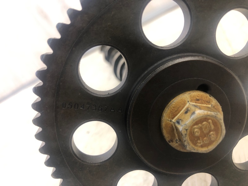 Распредвал выпускной CHEROKEE 14- 2017 Wagon 2.4L I4 FI DOHC 16V NF4