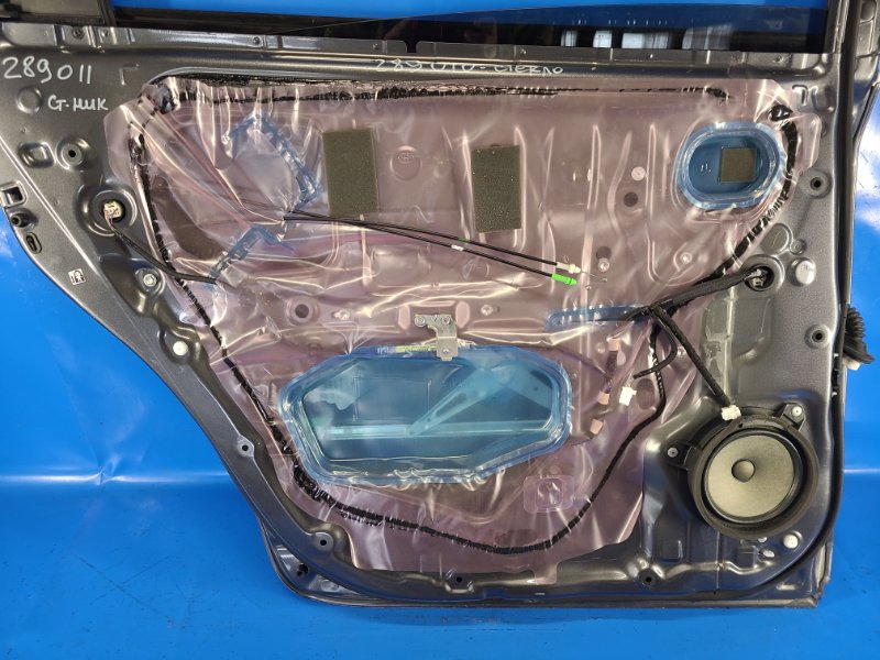 Стеклоподъемник задний левый TOYOTA PRIUS PLUS 11-14 6980221010 Б/У