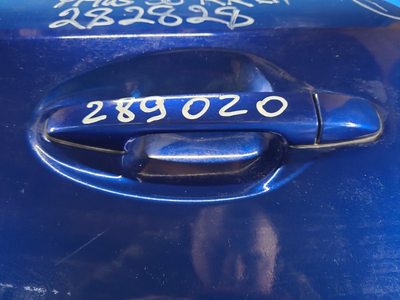 Ручка двери наружная задняя левая TOYOTA PRIUS - 30 09-17 Ручка двери наружная задняя левая TOYOTA PRIUS - 30 09-17