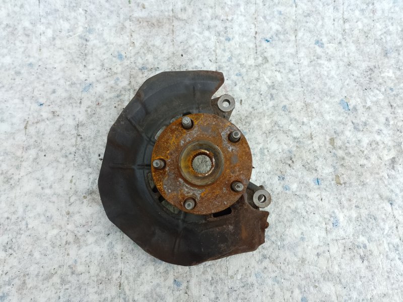 Кулак поворотный передний правый CAMRY 40 06-11 2010 2.5 2ARFE