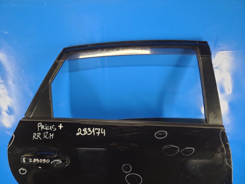 Дверь задняя правая PRIUS PLUS 11-14 Дверь задняя правая PRIUS PLUS 11-14