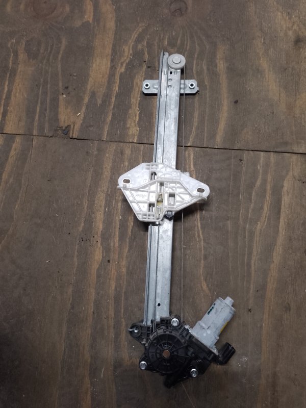 Стеклоподъемник задний правый ACURA TLX 14-17 Седан 2.4 Стеклоподъемник задний правый ACURA TLX 14-17 Седан 2.4