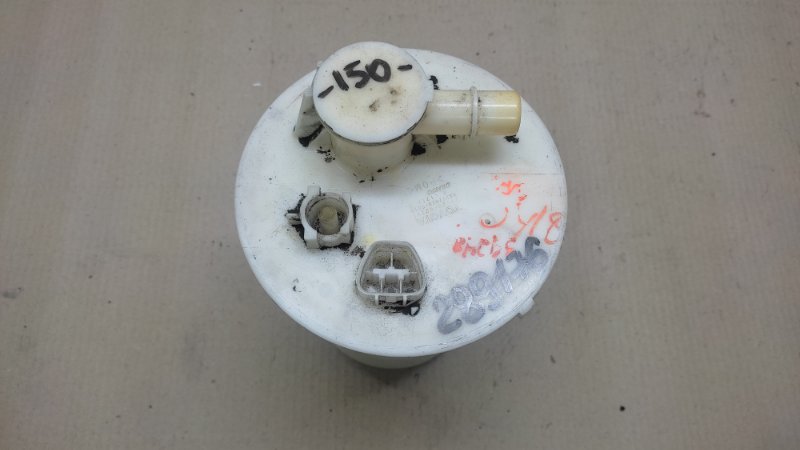 Топливный насос COROLLA 150 06-13