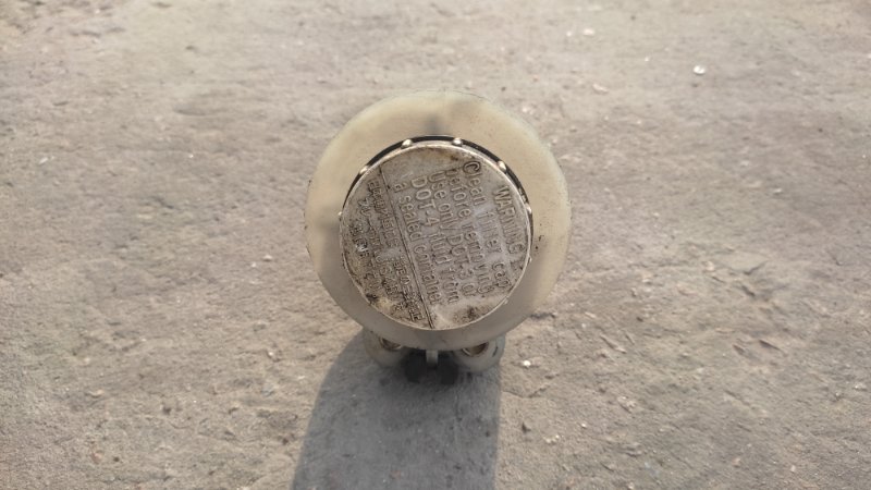 Бачок главного тормозного цилиндра OUTLANDER 03-07 2004 Внедорожник 2.4 4G69