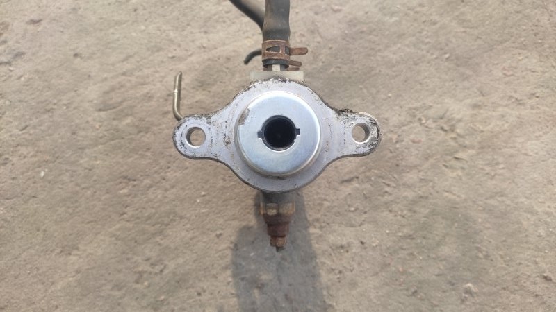 Главный тормозной цилиндр OUTLANDER 03-07 2004 Внедорожник 2.4 4G69